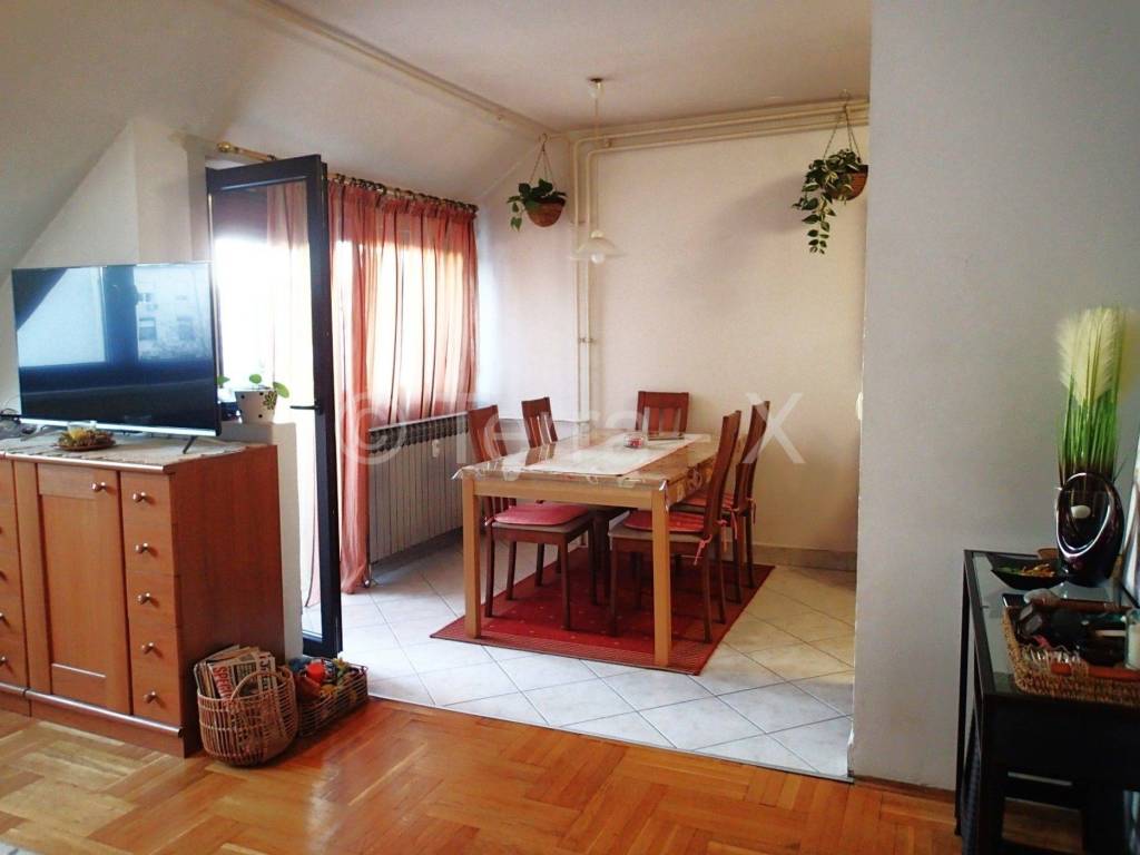 Stan viseetazni, Prodaja, Zagreb, Stenjevec