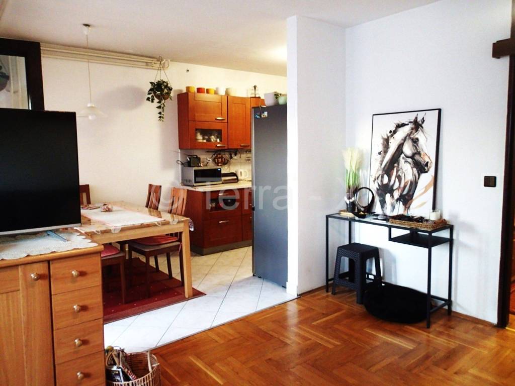 Stan viseetazni, Prodaja, Zagreb, Stenjevec