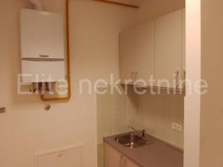 Poslovna zgrada, Najam, Rijeka, Zapad