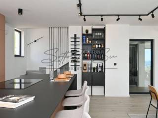 Luksuzna kuća, Prodaja, Klis, Klis