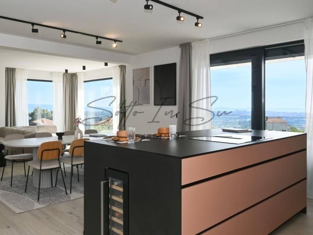 Luksuzna kuća, Prodaja, Klis, Klis