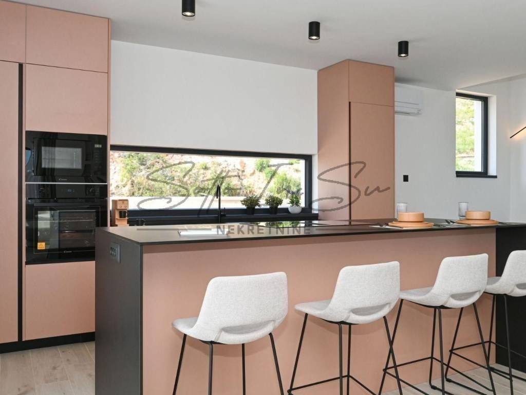 Luksuzna kuća, Prodaja, Klis, Klis