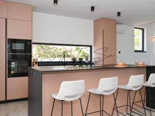 Luksuzna kuća, Prodaja, Klis, Klis