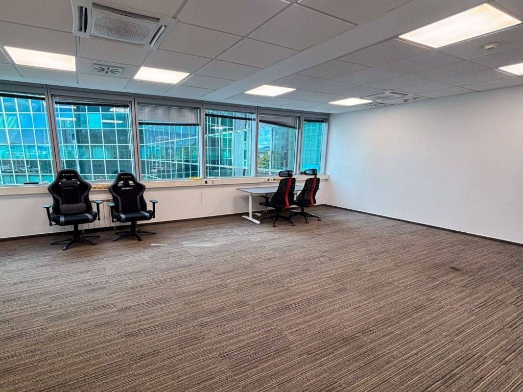 Poslovna zgrada, Zakup, Zagreb, Maksimir