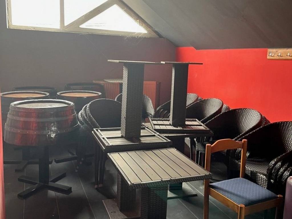 Lokal, Prodaja, Podturen, Miklavec