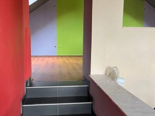 Lokal, Prodaja, Podturen, Miklavec