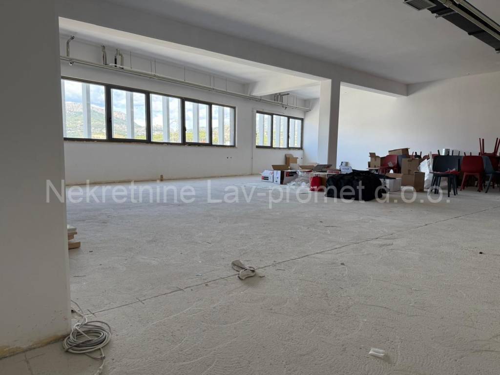 Poslovna zgrada, Najam, Solin - Okolica, Mravince