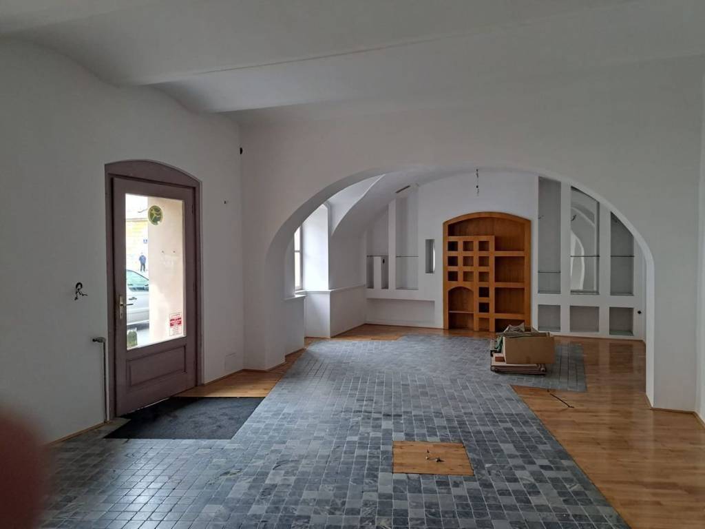 Lokal, Najam, Varaždin, Varaždin