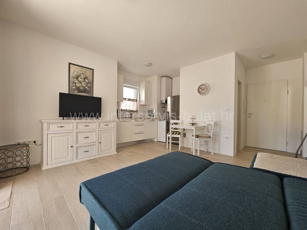 Višenamjenski prostor, Zakup, Šibenik - Okolica, Brodarica