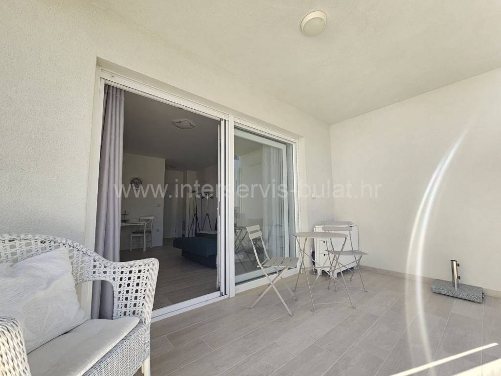 Višenamjenski prostor, Zakup, Šibenik - Okolica, Brodarica