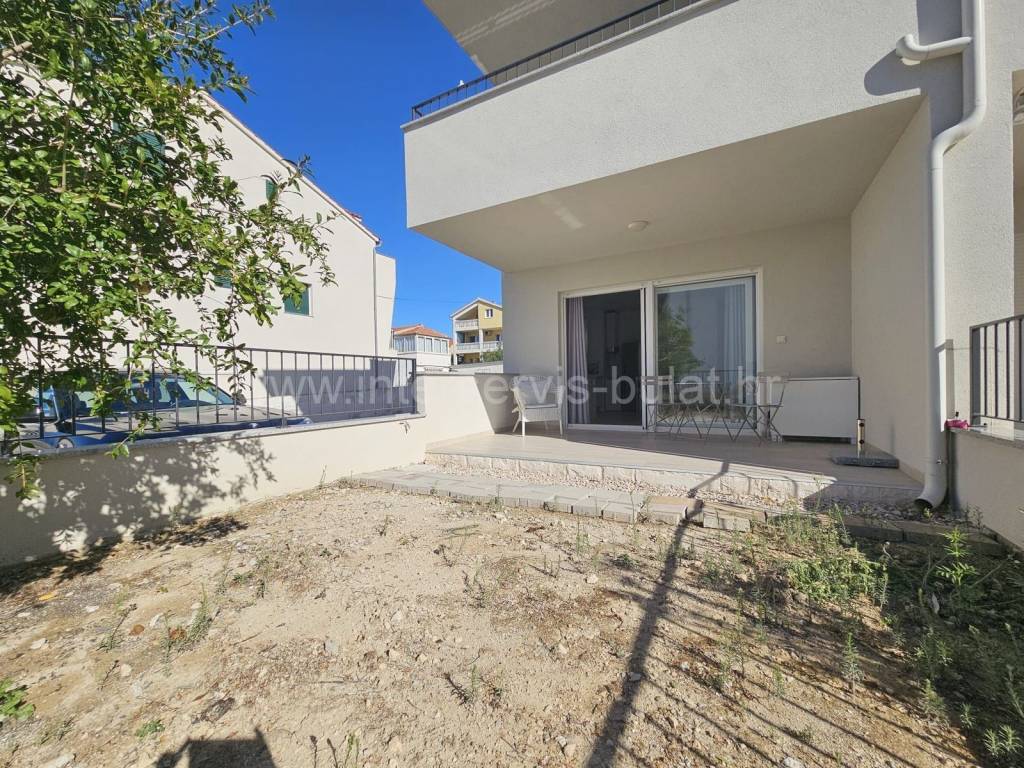 Višenamjenski prostor, Zakup, Šibenik - Okolica, Brodarica