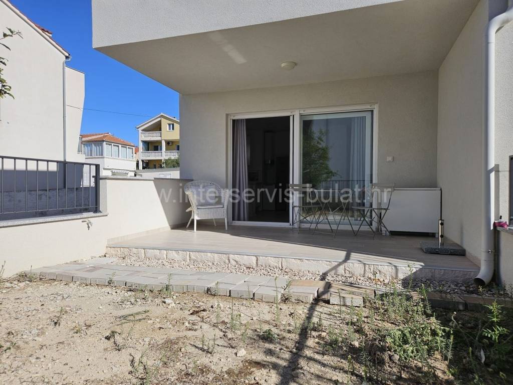 Višenamjenski prostor, Zakup, Šibenik - Okolica, Brodarica