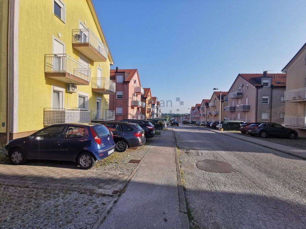 Stan u zgradi, Najam, Zagreb, Sesvete