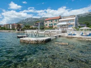 Villa with private jetty