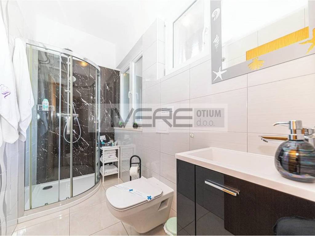 Bathroom No.2 on ground floor