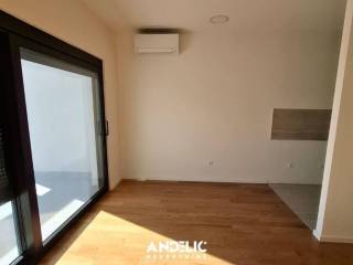 Ured, Najam, Split, Split