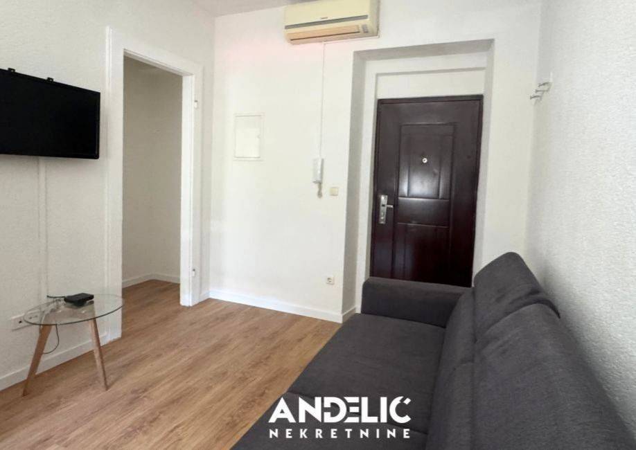 Stan u zgradi, Najam, Split, Split