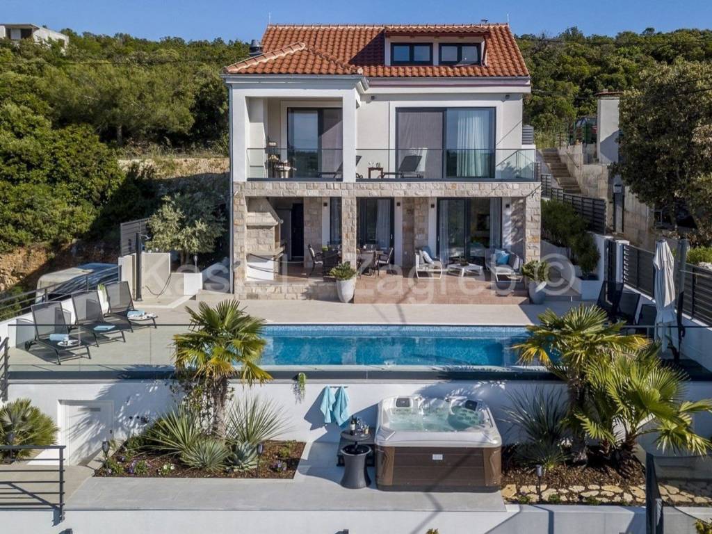 Kuća na moru, Prodaja, Šolta, Nečujam