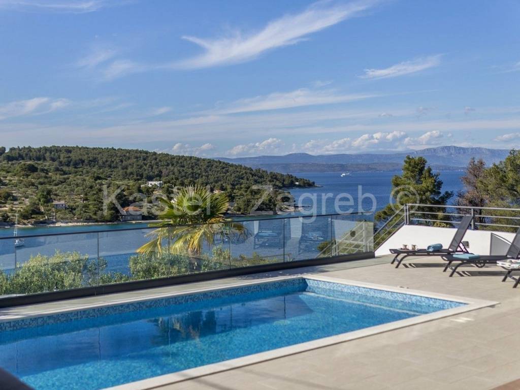 Kuća na moru, Prodaja, Šolta, Nečujam