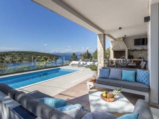 Kuća na moru, Prodaja, Šolta, Nečujam