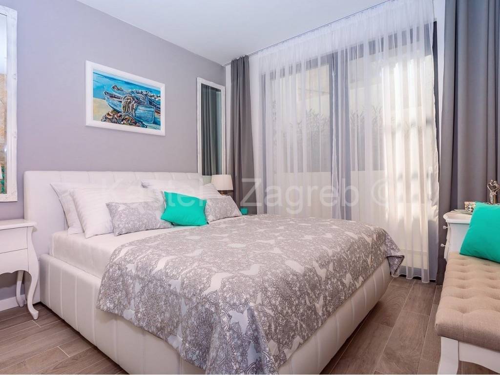 Kuća na moru, Prodaja, Šolta, Nečujam