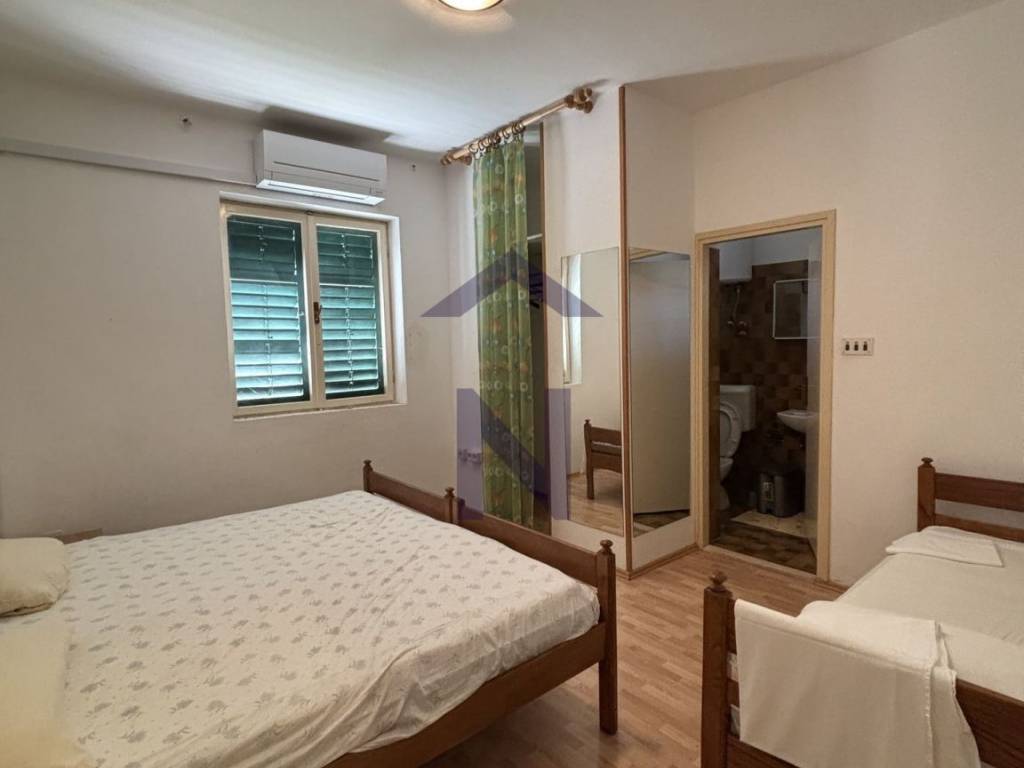 Samostojeća kuća, Prodaja, Starigrad, Seline