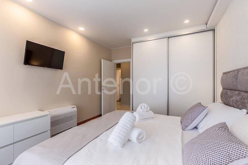 Dvojna kuća, Prodaja, Nin, Zaton