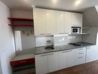 Stan u starijoj zgradi, Prodaja, Poreč, Červar-Porat