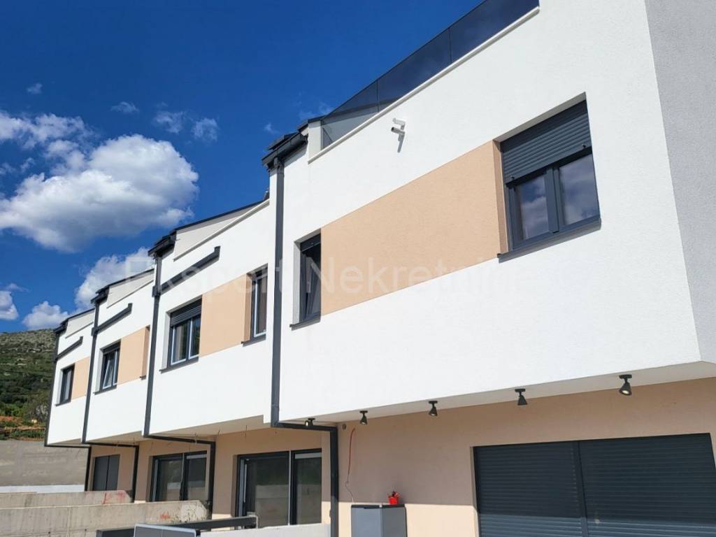 Stan višeetažni, Prodaja, Trogir, Trogir