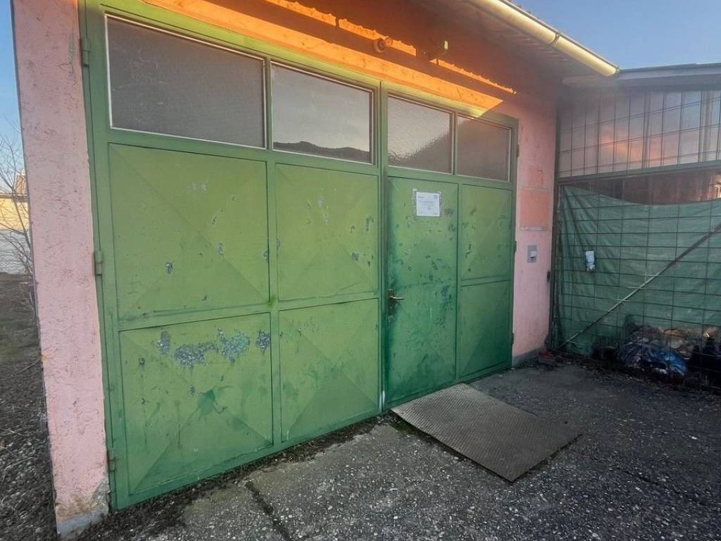 Hala, Prodaja, Pribislavec, Pribislavec