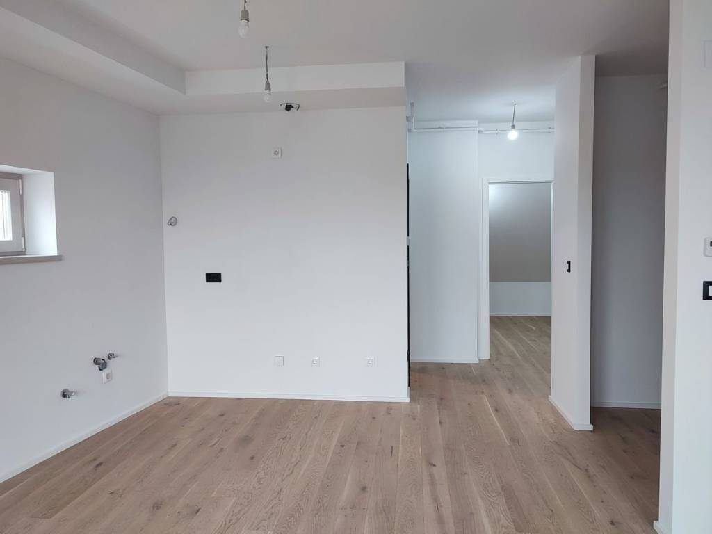 Stan u novogradnji, Najam, Čakovec, Centar