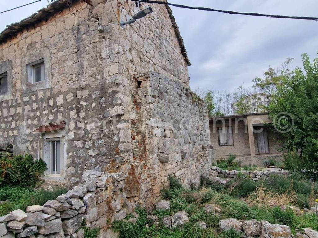 Kamena kuća, Prodaja, Marina, Marina