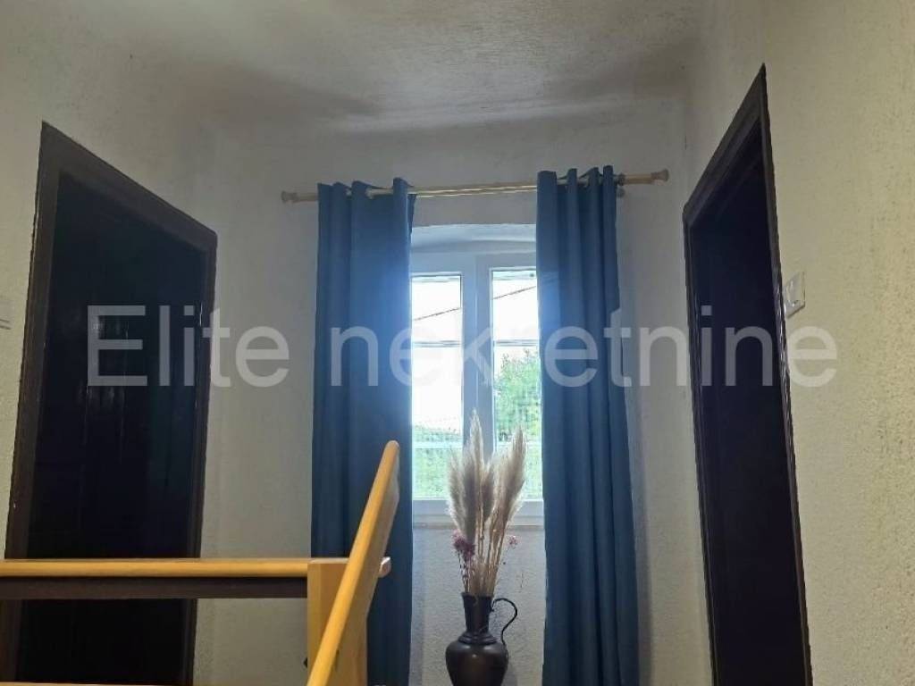 Samostojeća kuća, Prodaja, Vinodolska općina, Grižane-Belgrad