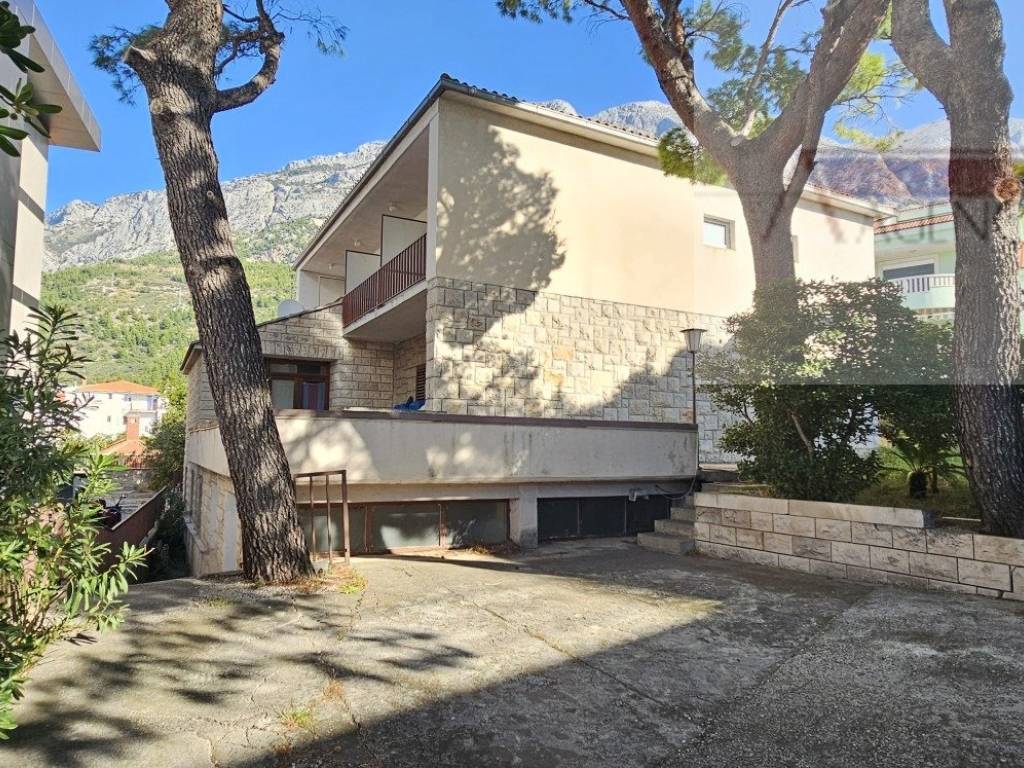 Baska voda, Baska Voda