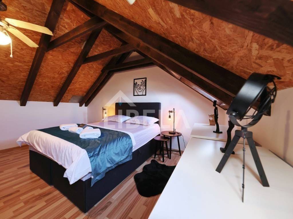 Kamena kuća, Prodaja, Blato, Blato