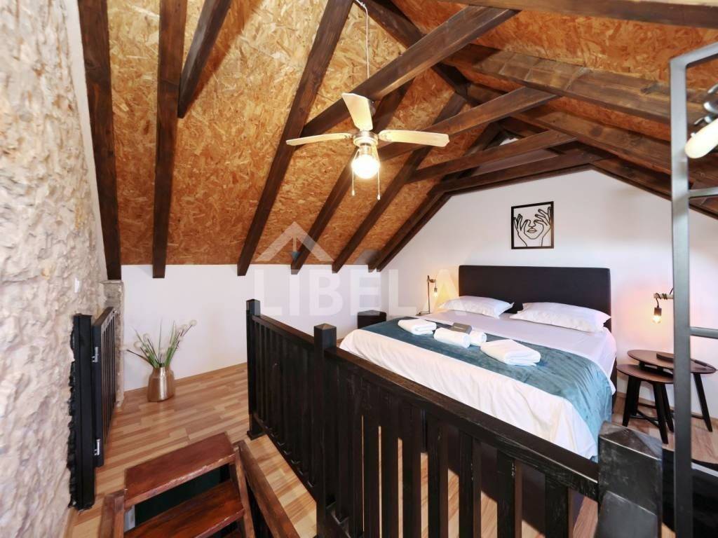 Kamena kuća, Prodaja, Blato, Blato