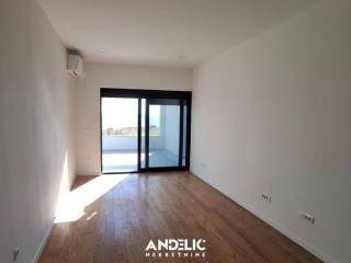 Ured, Najam, Split, Split