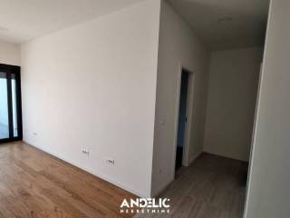 Ured, Najam, Split, Split