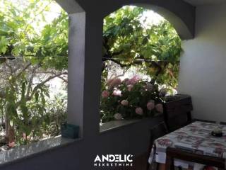 Samostojeća kuća, Prodaja, Okrug, Okrug Donji