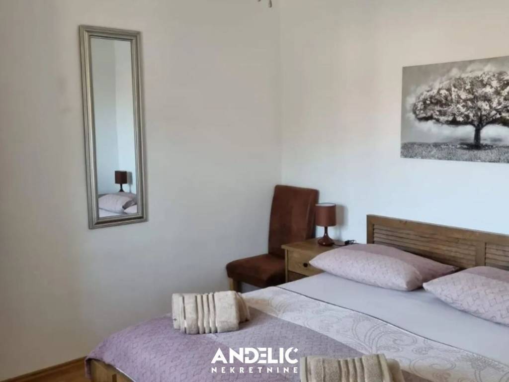 Samostojeća kuća, Prodaja, Okrug, Okrug Donji