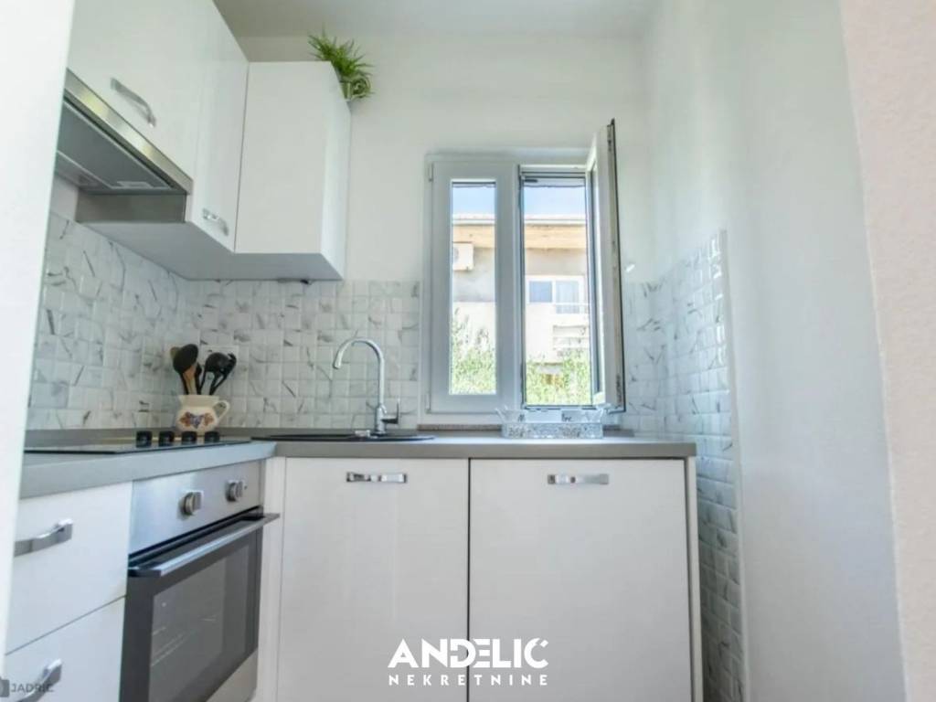 Samostojeća kuća, Prodaja, Okrug, Okrug Donji