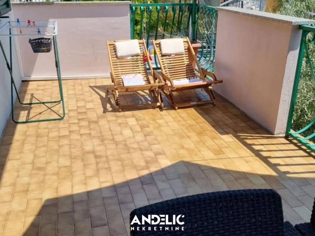 Samostojeća kuća, Prodaja, Okrug, Okrug Donji