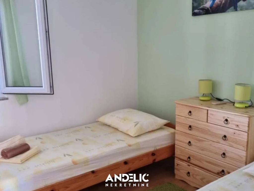 Samostojeća kuća, Prodaja, Okrug, Okrug Donji