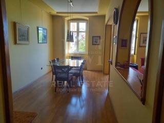 Stan u starijoj zgradi, Prodaja, Rijeka, Centar