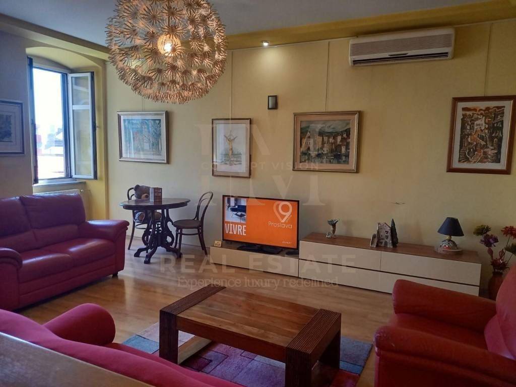 Stan u starijoj zgradi, Prodaja, Rijeka, Centar