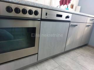 Stan u zgradi, Najam, Rijeka, Sjever