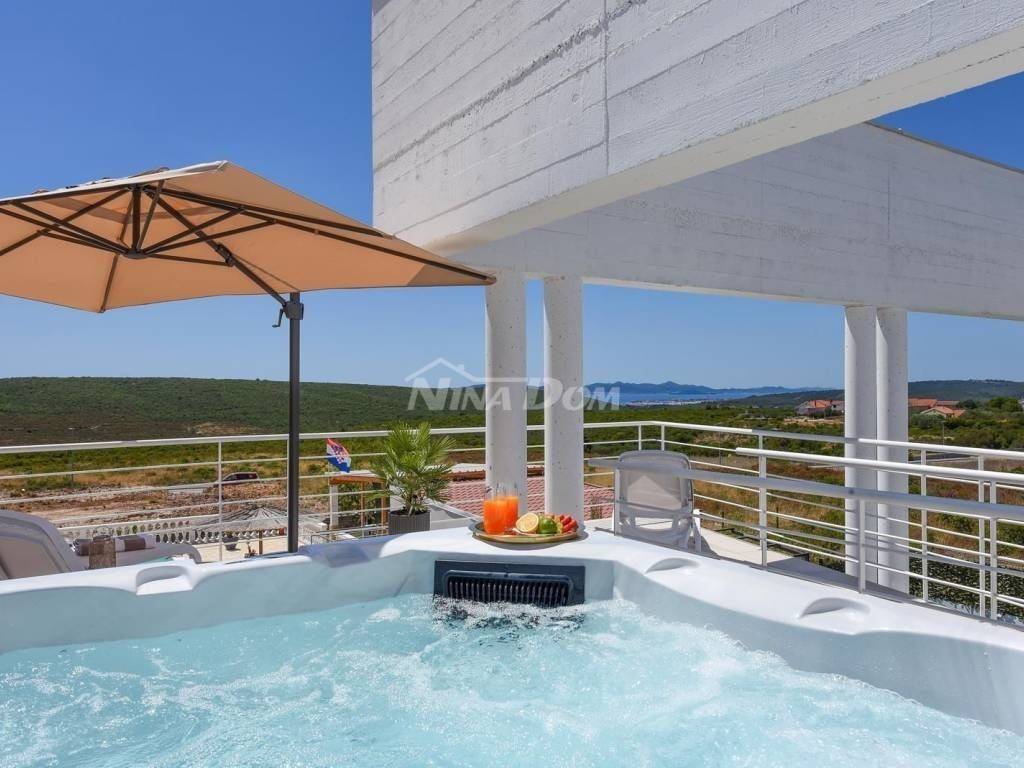 Luksuzna vila, Prodaja, Sukošan, Debeljak