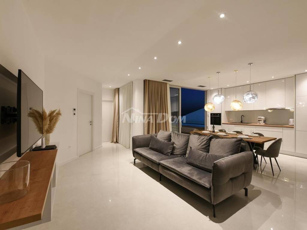 Luksuzna vila, Prodaja, Sukošan, Debeljak