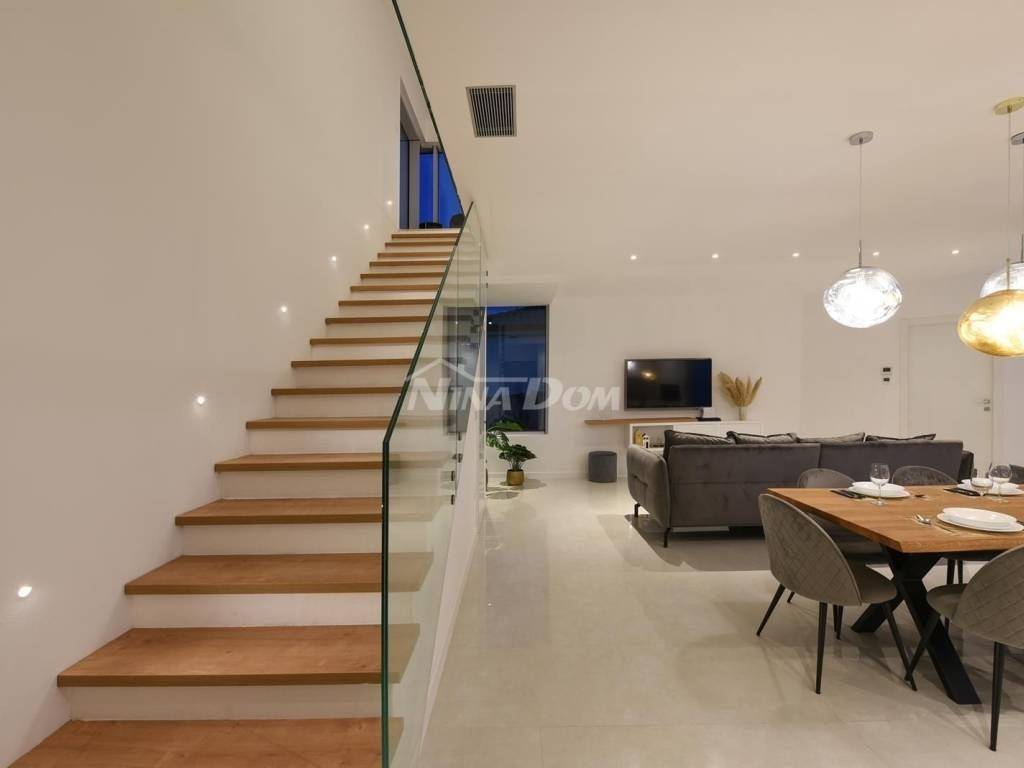 Luksuzna vila, Prodaja, Sukošan, Debeljak