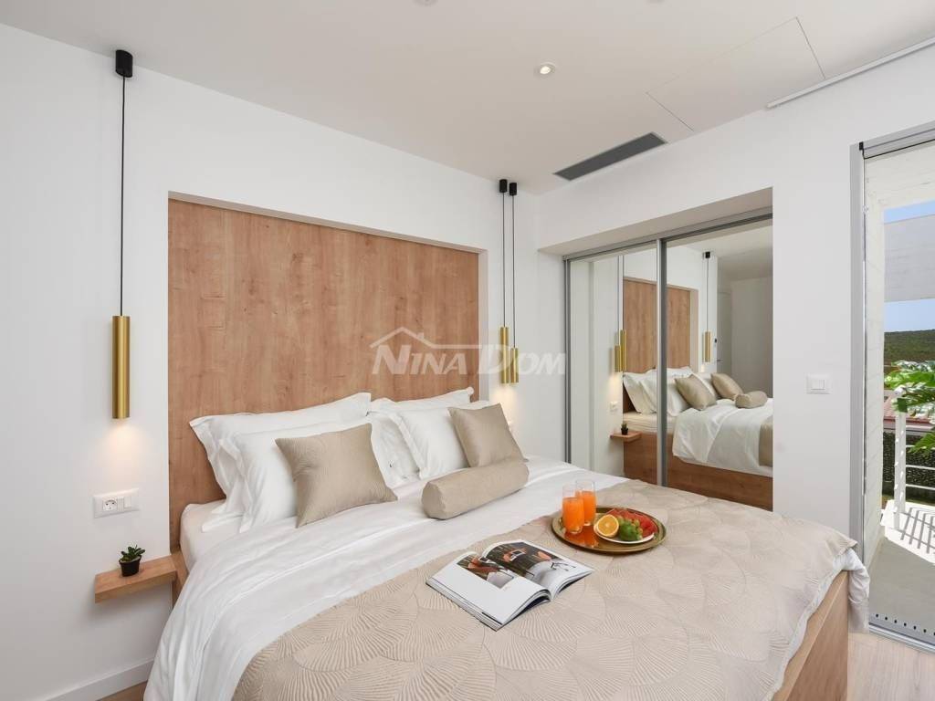 Luksuzna vila, Prodaja, Sukošan, Debeljak